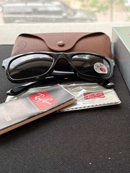 Ray-Ban MR Burbank polarized sunglasses (RB2283) main image 8